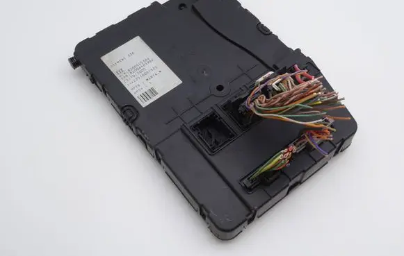 Renault Megane II BSM Control unit 8200525384