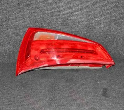 Audi A1 Tailgate rear/tail lights 8X0945094