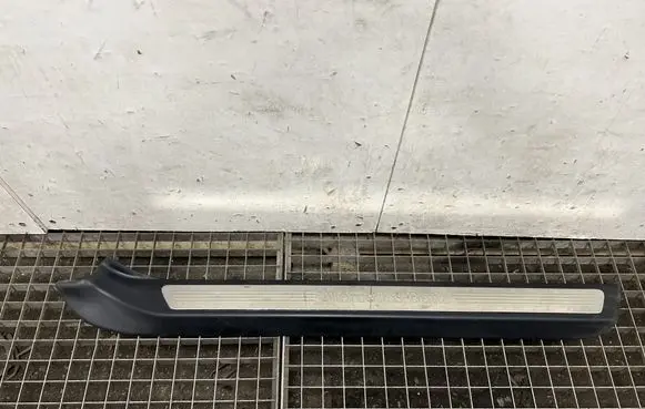 Mercedes-Benz E A207 (A) pillar trim A2076800074