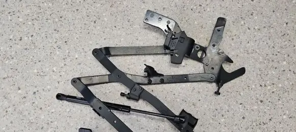 Mercedes-Benz SL R230 Tailgate/trunk/boot hinge 12041790200 2308205310 12041680000
