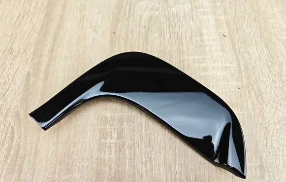 BMW 8 G16 Side skirt rear trim 7456089