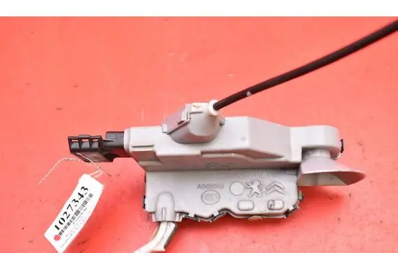Peugeot 508 RXH Front door lock 006259