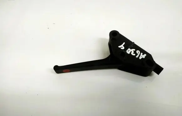 Citroen C5 Engine bonnet (hood) release handle
