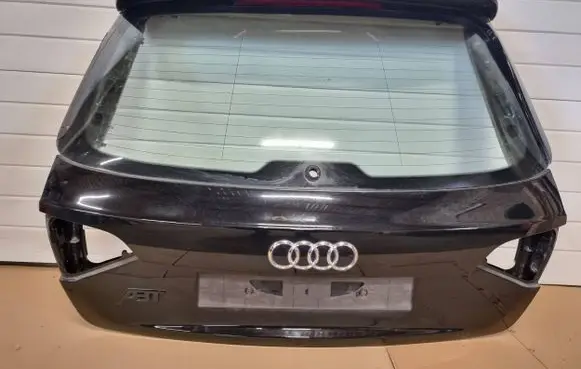 Tailgate/trunk/boot lid
