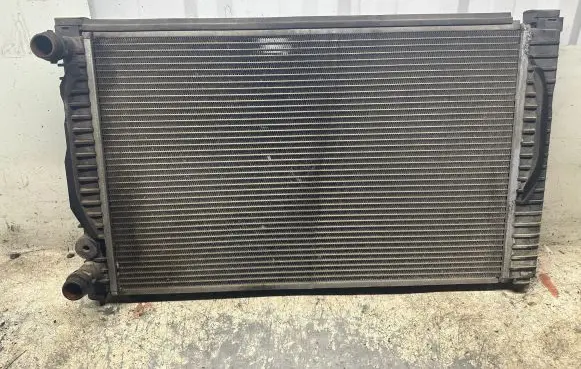 Audi A6 S6 C5 4B Coolant radiator
