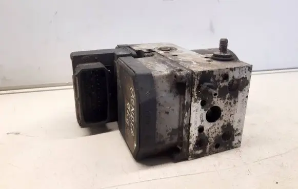 Ford Mondeo MK II ABS Pump 0265220469 25686353534