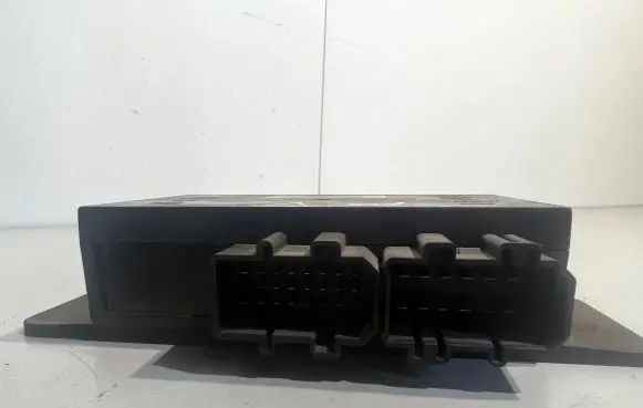 Volkswagen PASSAT B5 Comfort/convenience module 1J0959799F