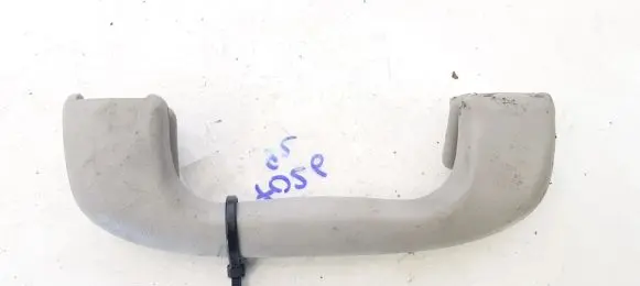 Chevrolet Cruze Rear interior roof grab handle