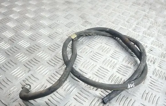 Volvo XC90 Engine coolant pipe/hose 8684366