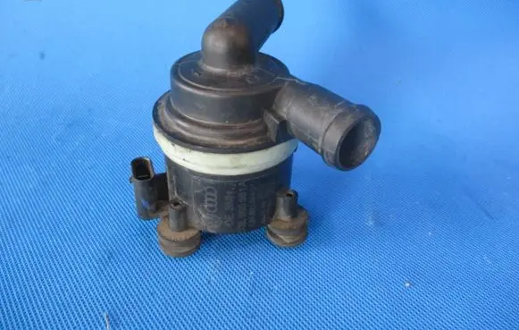 Audi A4 S4 B8 8K Electric auxiliary coolant/water pump 03L965561A 12402100401