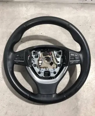 BMW 5 F10 F11 Steering wheel 3382F011 61219531 SLDU4971201U