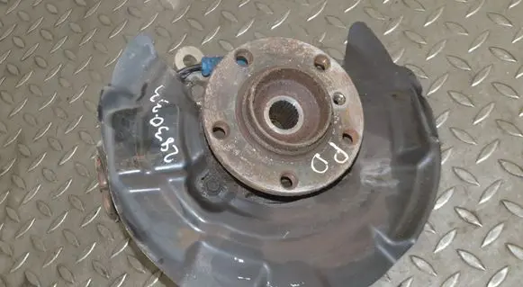 Mini Cooper Countryman R60 Front wheel hub 