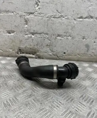 BMW 5 GT F07 Engine coolant pipe/hose 7807157