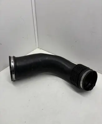 BMW 5 F10 F11 Intercooler hose/pipe 8514090