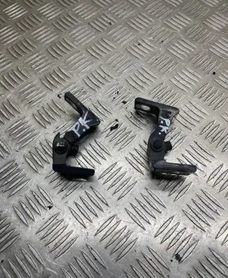 Volkswagen Jetta VI Front door hinge set 