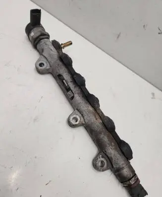 Opel Vivaro Fuel main line pipe 8200842432 01476313 H8200610223