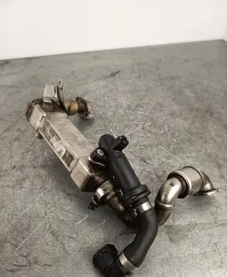 BMW X5 E70 EGR valve cooler 7787870 7794245