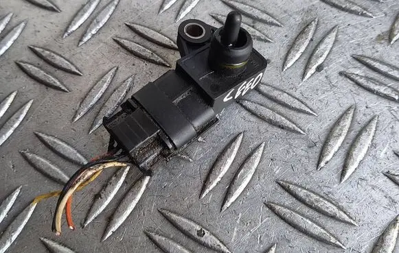 KIA Ceed Air pressure sensor 393002B000 9470930504