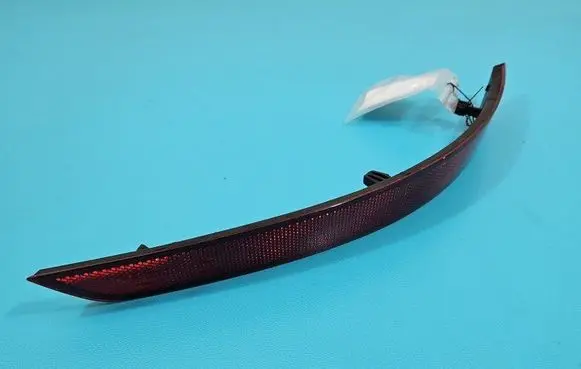 Rear tail light reflector
