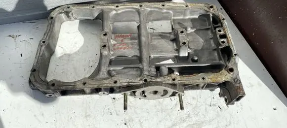 Mazda 5 Oil sump