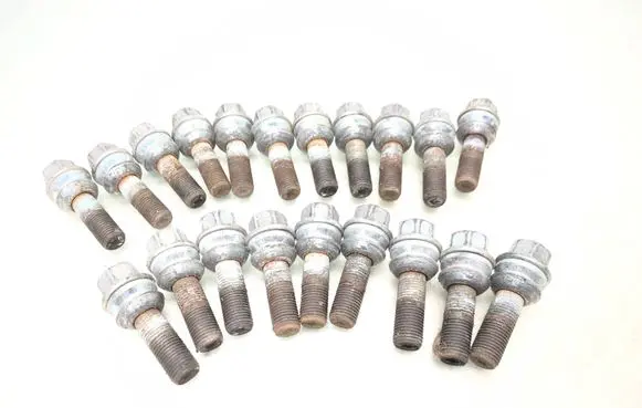 Porsche Cayenne (9PA) Nuts/bolts