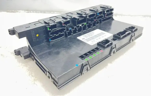 Mercedes-Benz CLK A209 C209 Fuse box set 2035454701 5DK00848675
