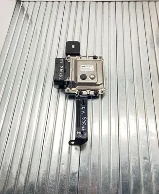 BMW X5 F15 Adblue control unit 7432799 002001000 0281032173