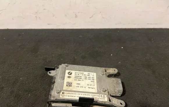 BMW X3 F25 Blind spot module 6873290