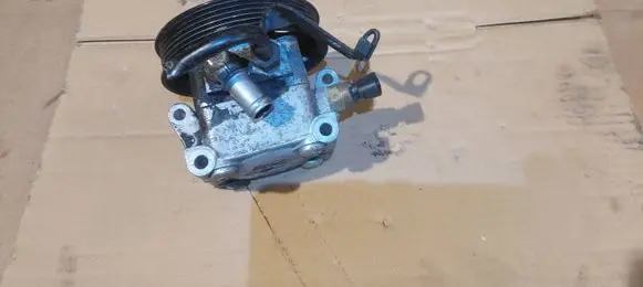 Ford Focus Power steering pump 4M513A696AC 31201069 1613955160