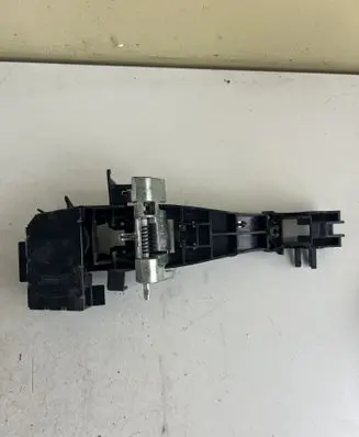Land Rover Discovery 3 - LR3 Front door exterior handle/bracket 3V1084115 060117A FPH500224A