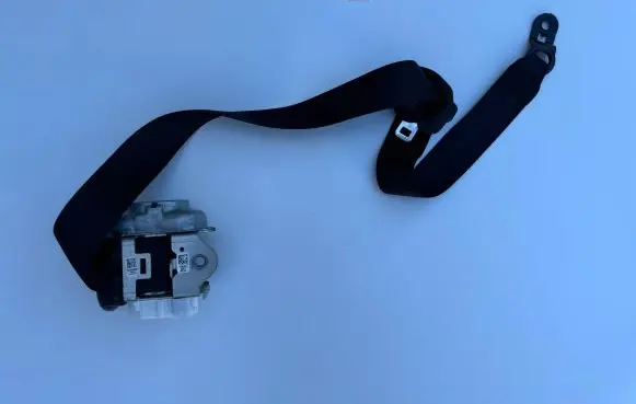 BMW X3 G01 Front seatbelt 34133468 20200105 273195032