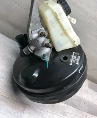 Mercedes-Benz ML W164 Brake booster A1644301430 26785909634
