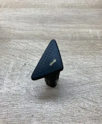 Tailgate opening switch