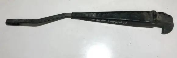Chrysler Voyager Rear wiper blade arm 4673037f 4673037-f