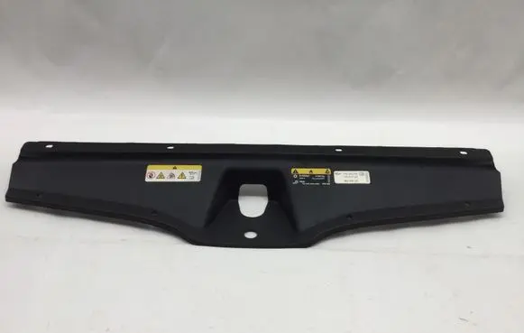 Skoda Octavia Mk4 Radiator trim 5E3853343