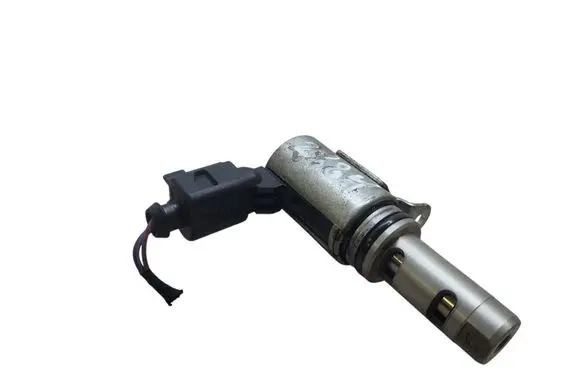 Skoda Octavia Mk2 (1Z) Camshaft vanos timing valve 03C906455A