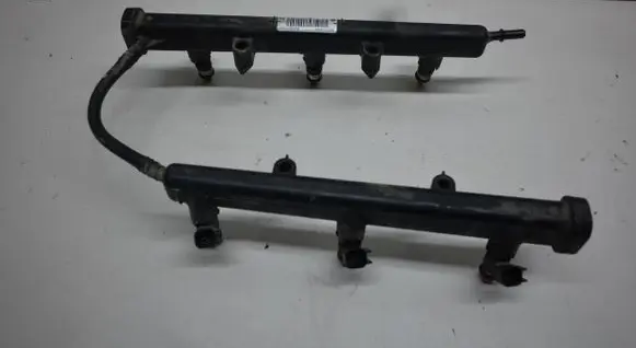 Dodge Grand Caravan Fuel injectors set 04593923AB 9804157558 05184085AD
