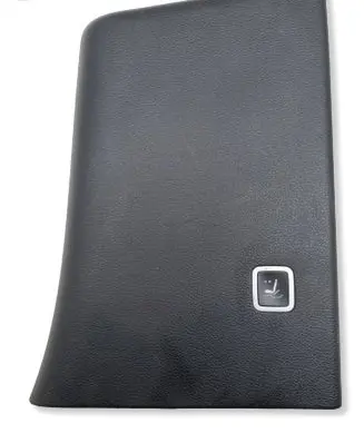 Chrysler Pacifica (B) pillar trim (bottom) 5RH62DX9AG 4822500