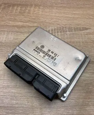 Volkswagen PASSAT B5 Engine control unit/module ECU 4B0906018C 0261206049