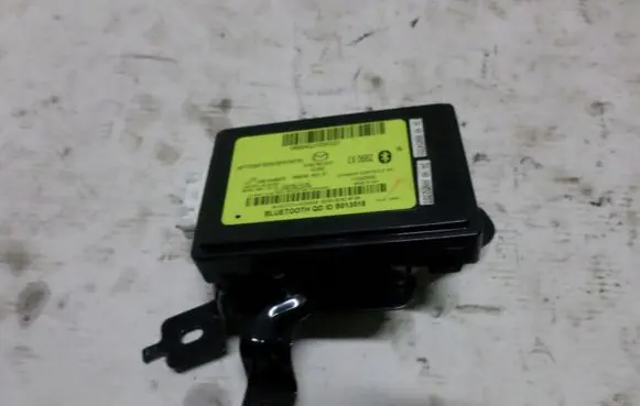 Mazda CX-7 Bluetooth control unit module EH6266DHX