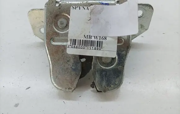 Mercedes-Benz A W168 Loading door lock A1687400236