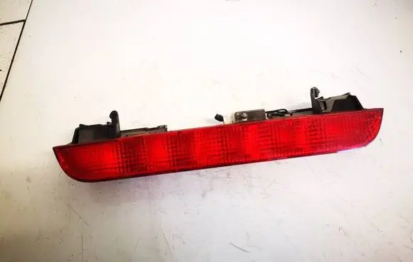 Nissan X-Trail T30 Third/center stoplight p1842