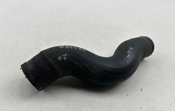 Intercooler hose/pipe