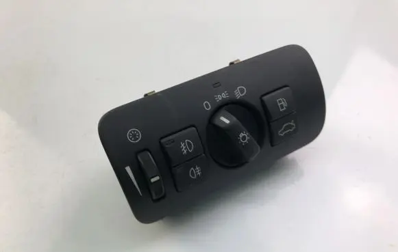 Volvo XC60 Light switch 30739414