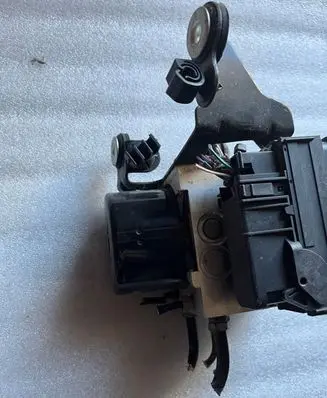 Land Rover Evoque I ABS Pump BJ322C405AG 28526460123