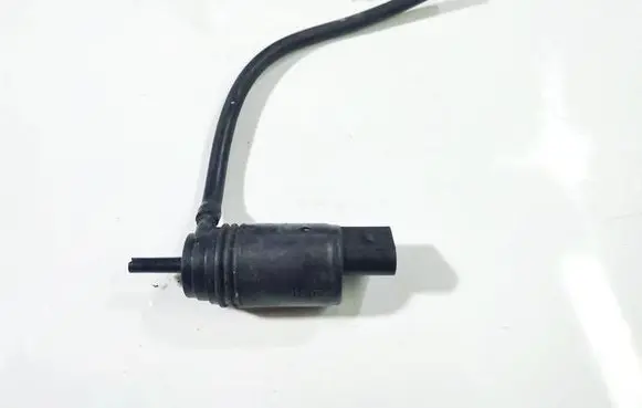 BMW 5 E60 E61 Windscreen/windshield washer pump 67127199567 23537610