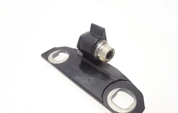Volvo V60 Rear door upper hinge A046572