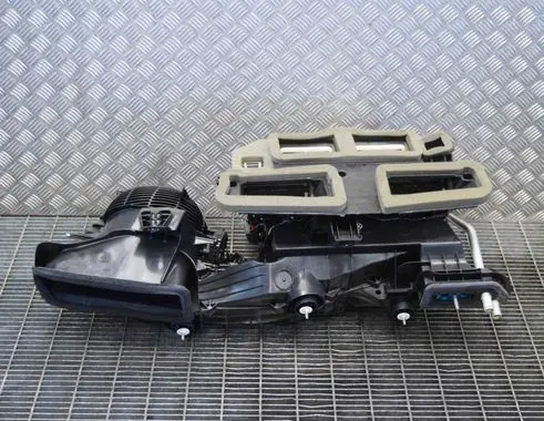 Maserati Ghibli Interior heater climate box assembly 670009118