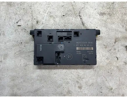 Mercedes-Benz E W211 Door control unit/module 2118208485 00006802