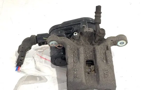 KIA Xceed Rear brake caliper G358237700